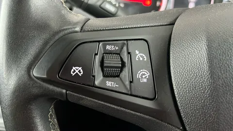 VAUXHALL ASTRA 1.2 Turbo Business Edition Nav