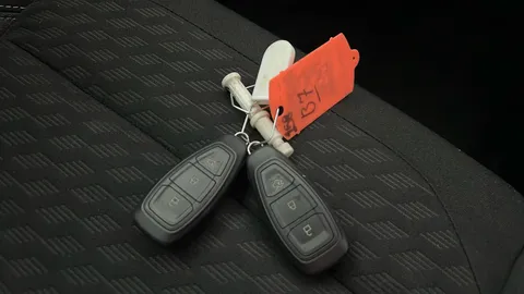 FORD PUMA 1.0 EcoBoost Hybrid mHEV Titanium