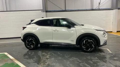 NISSAN JUKE 1.6 Hybrid N-Connecta Auto