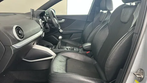 AUDI Q2 30 TFSI S Line