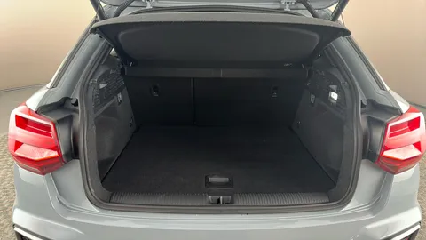 AUDI Q2 30 TFSI S Line