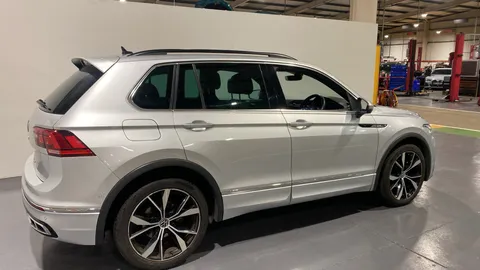 VOLKSWAGEN TIGUAN 1.5 TSI 150 R-Line DSG