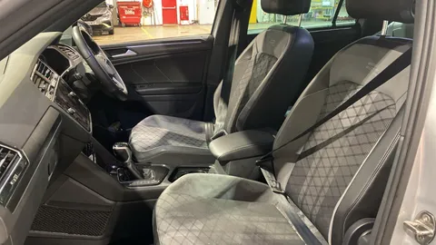 VOLKSWAGEN TIGUAN 1.5 TSI 150 R-Line DSG