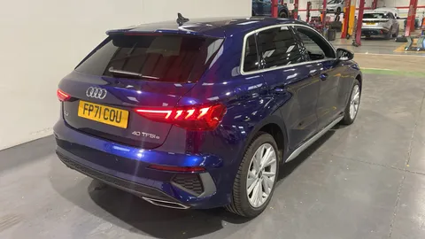 AUDI A3 40 TFSI e S Line S Tronic