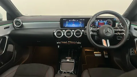 MERCEDES-BENZ CLA CLA 250e AMG Line Executive Tip Auto