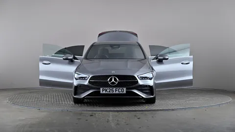 MERCEDES-BENZ CLA CLA 200 AMG Line Premium Tip Auto