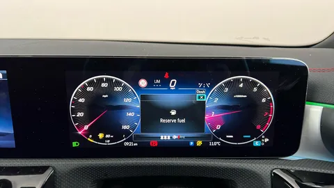 MERCEDES-BENZ CLA CLA 200 AMG Line Premium Tip Auto