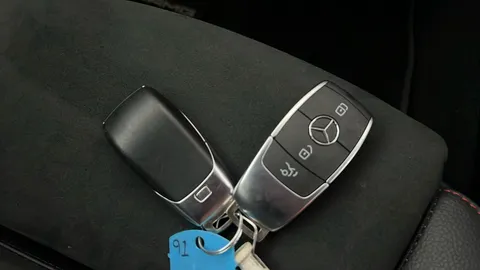 MERCEDES-BENZ CLA CLA 200 AMG Line Premium Tip Auto