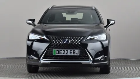 LEXUS UX 300e 150kW 54.3 kWh E-CVT