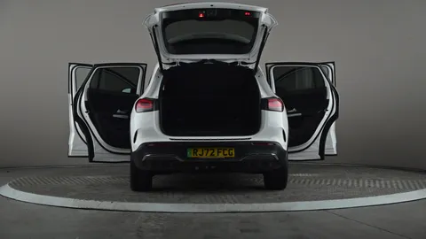 MERCEDES-BENZ EQA EQA 300 4M 168kW AMG Line Premium 66.5kWh Auto