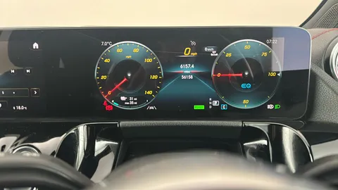 MERCEDES-BENZ EQA EQA 300 4M 168kW AMG Line Premium 66.5kWh Auto