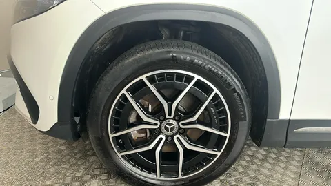 MERCEDES-BENZ EQA EQA 300 4M 168kW AMG Line Premium 66.5kWh Auto