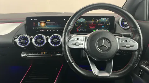 MERCEDES-BENZ EQA EQA 300 4M 168kW AMG Line Premium 66.5kWh Auto