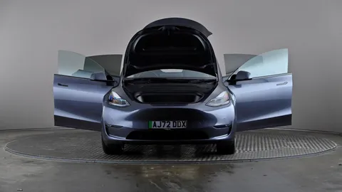 TESLA MODEL Y Long Range AWD Auto