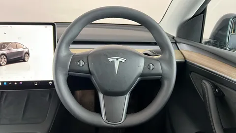 TESLA MODEL Y Long Range AWD Auto