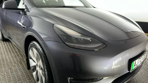 TESLA MODEL Y Long Range AWD Auto