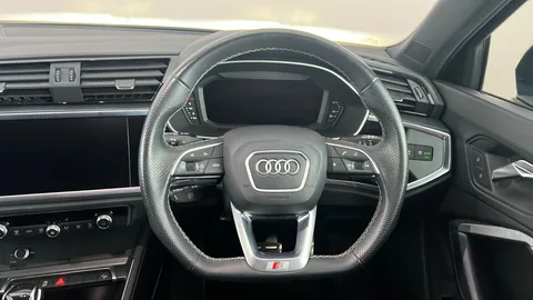 AUDI Q3 35 TFSI Black Edition S Tronic