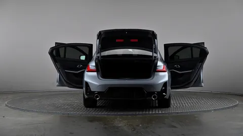 BMW 3 SERIES 320i M Sport Step Auto