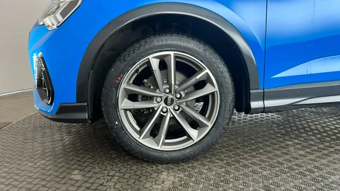 AUDI Q3 35 TFSI Black Edition S Tronic