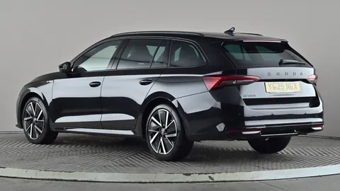 SKODA OCTAVIA 2.0 TDI 150 Sportline DSG