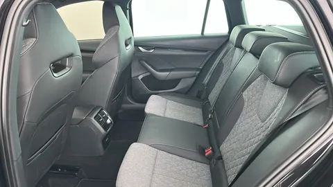 SKODA OCTAVIA 2.0 TDI 150 Sportline DSG