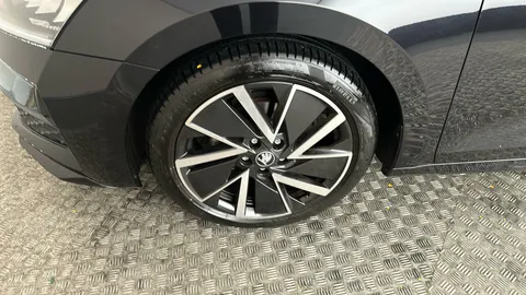 SKODA OCTAVIA 2.0 TDI 150 Sportline DSG