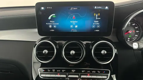 MERCEDES-BENZ GLC COUPE GLC 220d 4Matic AMG Line 9G-Tronic