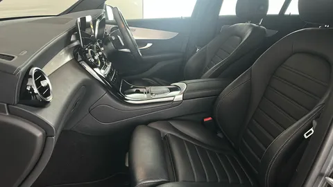 MERCEDES-BENZ GLC COUPE GLC 220d 4Matic AMG Line 9G-Tronic