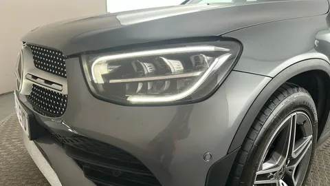 MERCEDES-BENZ GLC COUPE GLC 220d 4Matic AMG Line 9G-Tronic