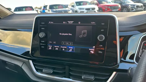 VOLKSWAGEN T-ROC 2.0 TSI 300 4MOTION R DSG