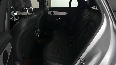 MERCEDES-BENZ GLC GLC 300 4Matic AMG Line Premium 9G-Tronic
