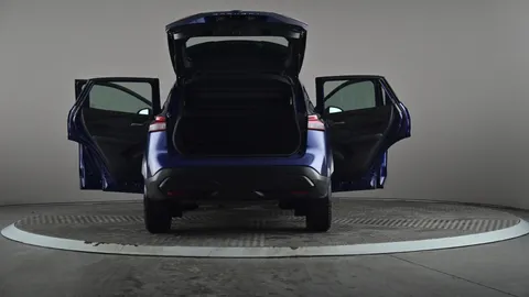 NISSAN QASHQAI 1.3 DiG-T MH 158 Acenta Premium Xtronic