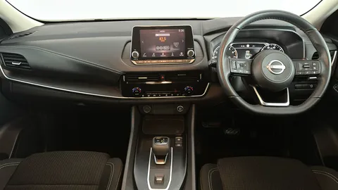 NISSAN QASHQAI 1.3 DiG-T MH 158 Acenta Premium Xtronic