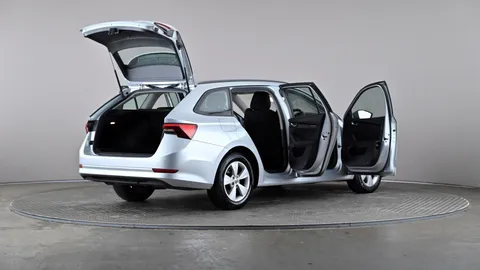 SKODA OCTAVIA 1.5 TSI SE Technology