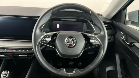 SKODA OCTAVIA 1.5 TSI SE Technology