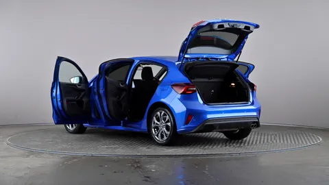 FORD FOCUS 1.0 EcoBoost Hybrid mHEV ST-Line