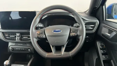 FORD FOCUS 1.0 EcoBoost Hybrid mHEV ST-Line