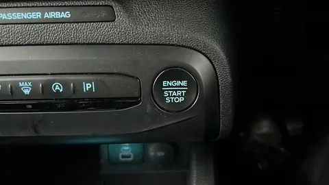 FORD FOCUS 1.0 EcoBoost Hybrid mHEV ST-Line