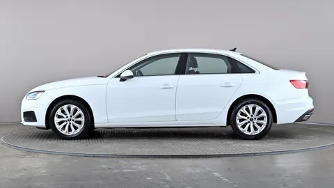 AUDI A4 35 TFSI Technik S Tronic
