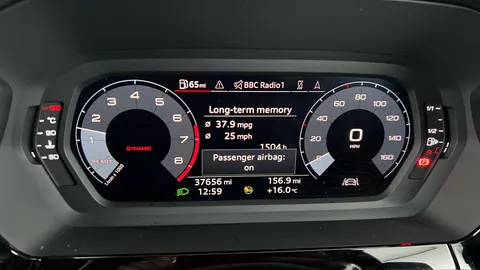 AUDI A3 35 TFSI S Line