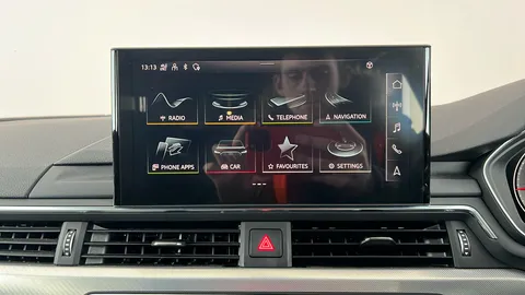 AUDI A4 35 TFSI Technik S Tronic