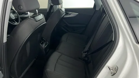 AUDI A4 35 TFSI Technik S Tronic