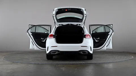 MERCEDES-BENZ A CLASS A180d AMG Line Auto