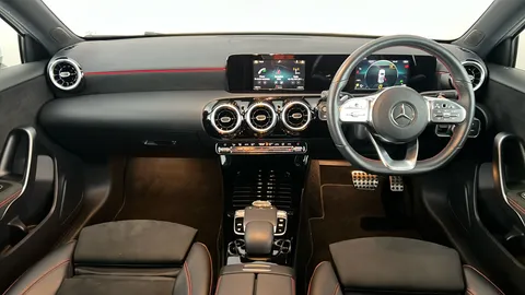 MERCEDES-BENZ A CLASS A180d AMG Line Auto