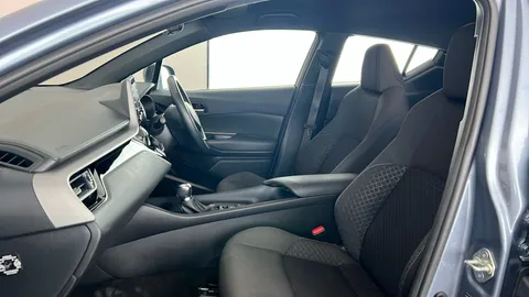 TOYOTA C-HR 1.8 Hybrid Icon CVT