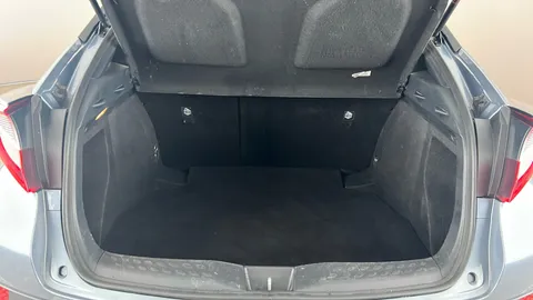 TOYOTA C-HR 1.8 Hybrid Icon CVT