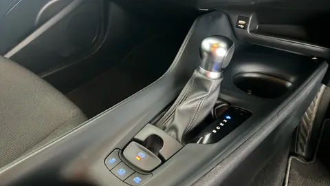 TOYOTA C-HR 1.8 Hybrid Icon CVT
