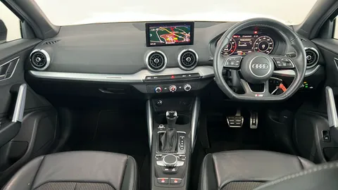 AUDI Q2 35 TFSI Black Edition S Tronic