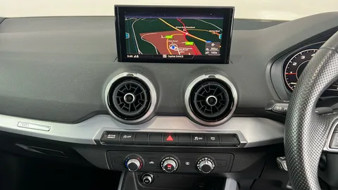 AUDI Q2 35 TFSI Black Edition S Tronic