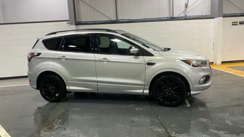 FORD KUGA 2.0 TDCi 180 ST-Line X Auto